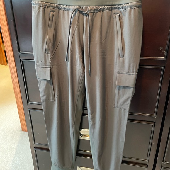 Athleta Cargo joggers. NWOT - Picture 1 of 3